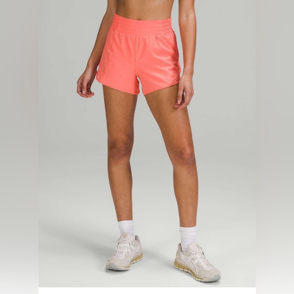 Lululemon High Rise Hotty Hot 4”- Raspberry Cream - Picture 3 of 6